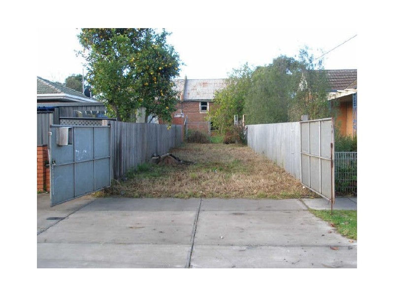 8 Bridge Street, Werribee VIC 3030