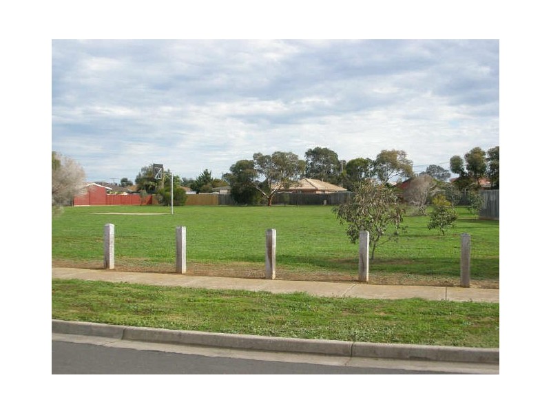 25 Argyle Crescent, Werribee VIC 3030