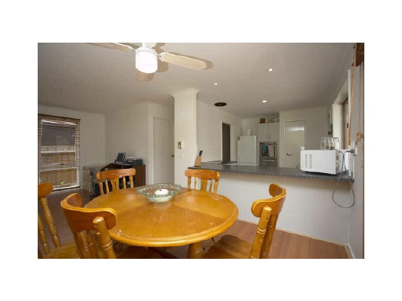 13 Kingfisher Court, Werribee VIC 3030