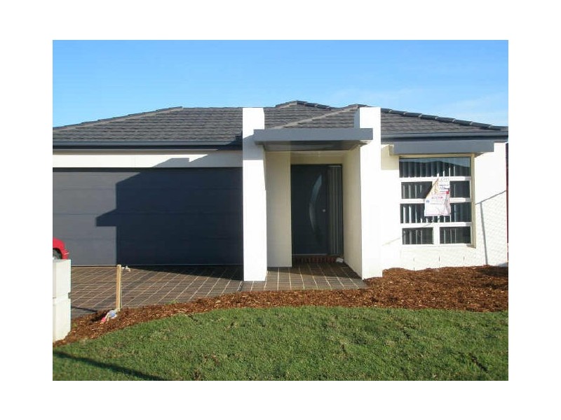 27 Hamish Drive, Tarneit VIC 3029