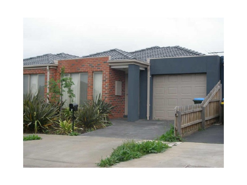 6 Harrier Street, Werribee VIC 3030