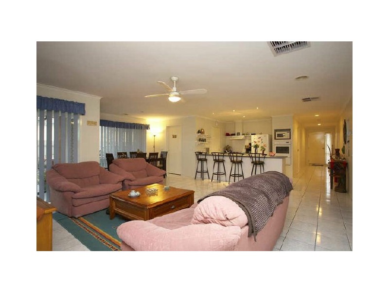 38 Lynbridge Crescent, Tarneit VIC 3029