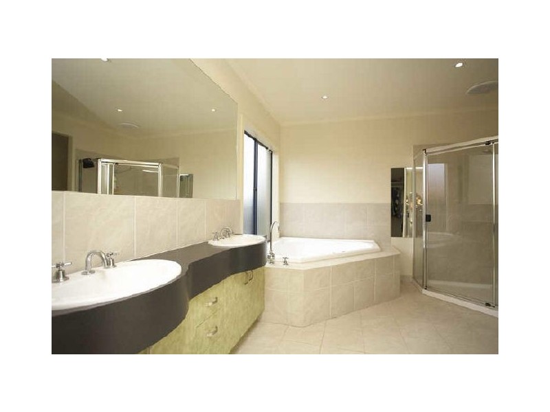 29 Stretton Place, Wyndham Vale VIC 3024