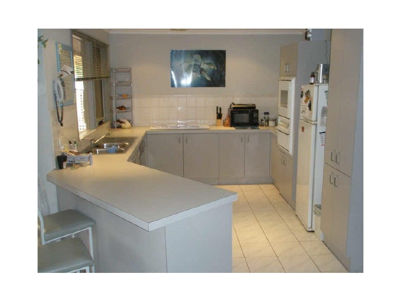 4 Seine Close, Werribee VIC 3030