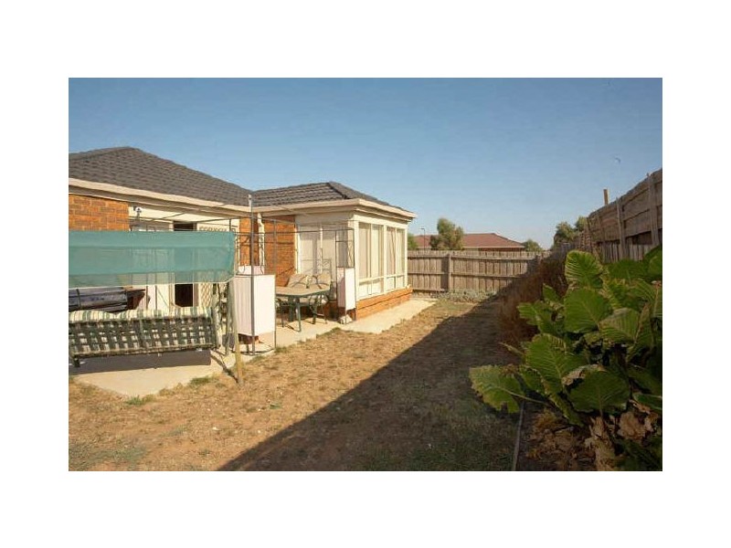 17 Alfred Park Drive, Tarneit VIC 3029