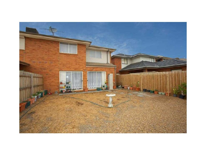 27 Turnstone Drive, Point Cook VIC 3030