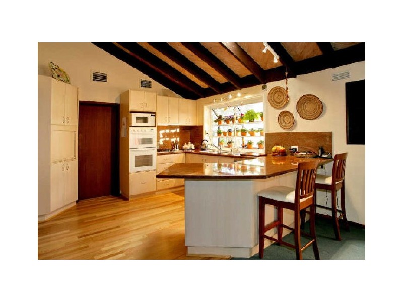 10 Wallaroo Square, Werribee VIC 3030