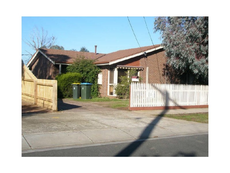 16 Dennison Avenue, Hoppers Crossing VIC 3029