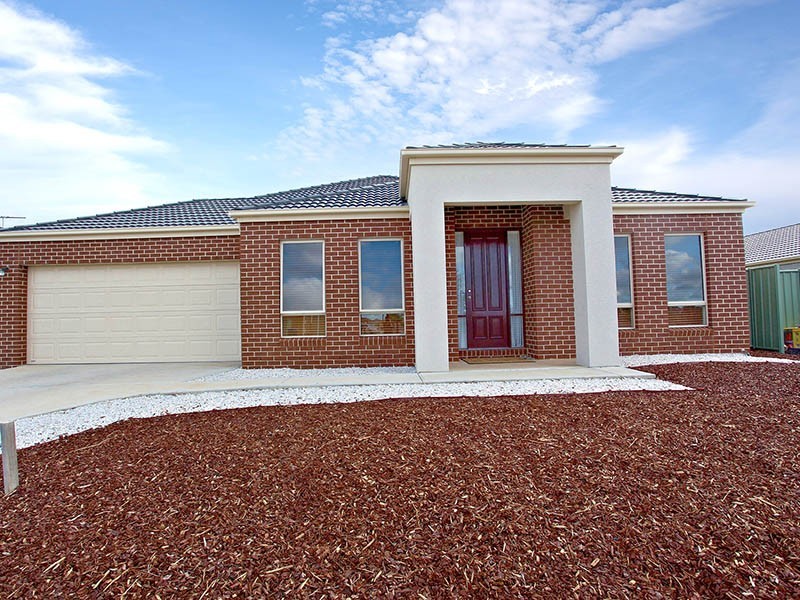 23 Vaughan Chase, Wyndham Vale VIC 3024