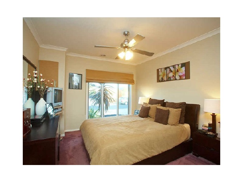 6 Desert Gum Terrace, Wyndham Vale VIC 3024