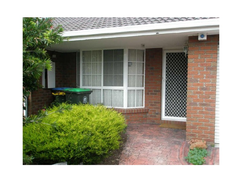 2/14 Hotham Crescent, Hoppers Crossing VIC 3029