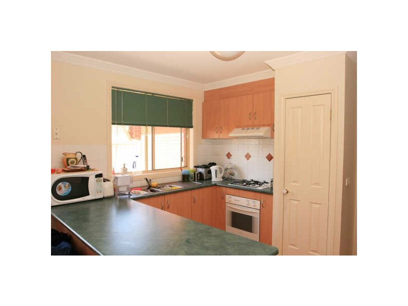 4 Joy Close, Werribee VIC 3030