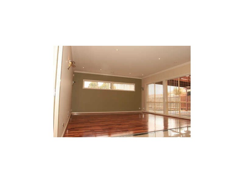 6 Regency Terrace, Hoppers Crossing VIC 3029