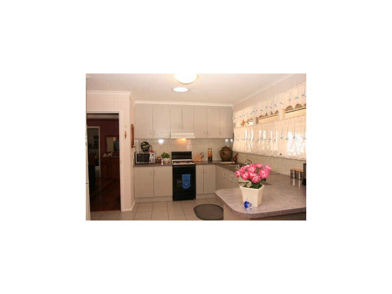 8 Downham Way, Wyndham Vale VIC 3024