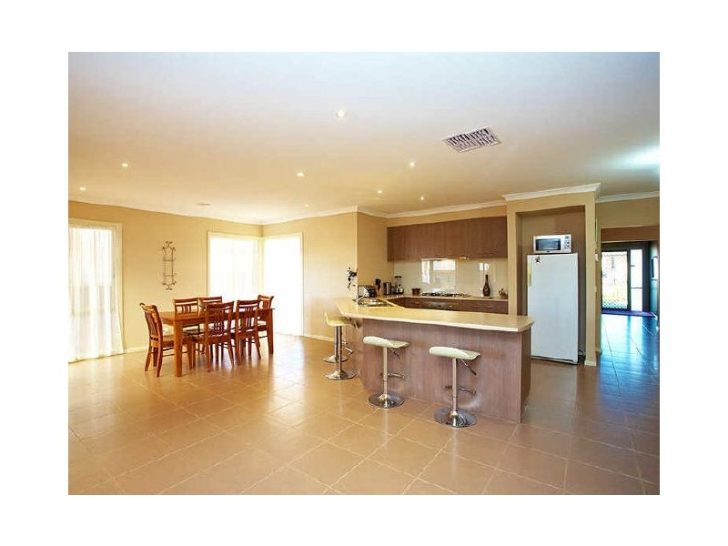 12 Millendon Boulevard, Tarneit VIC 3029