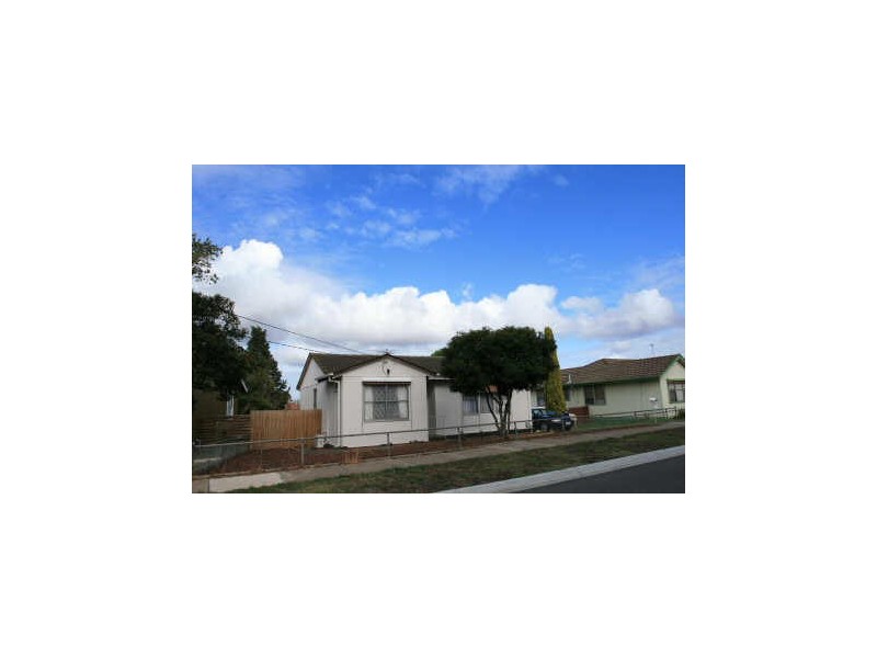 23 Golden Avenue, Werribee VIC 3030
