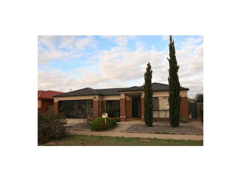 12 Bastille Crt, Hoppers Crossing VIC 3029