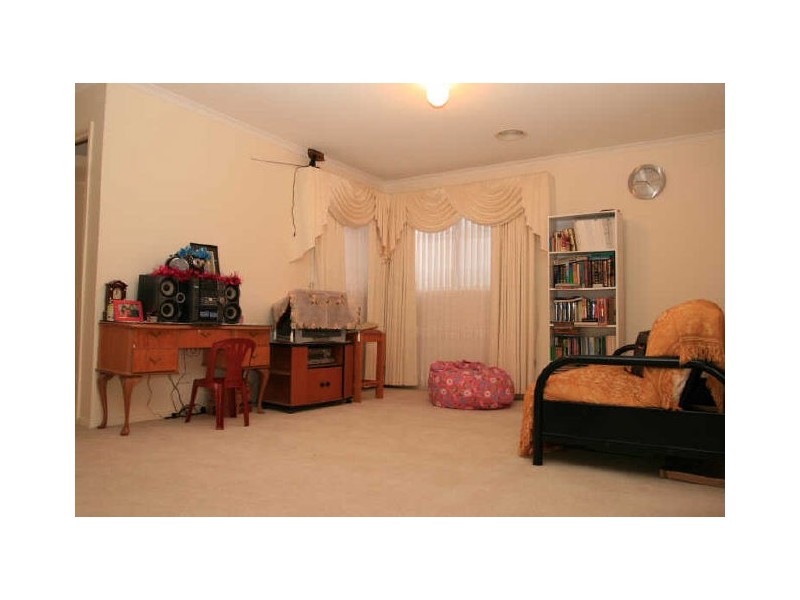 13 Chadway Avenue, Tarneit VIC 3029