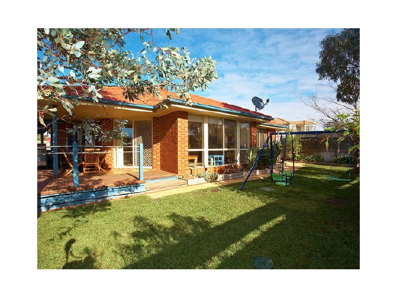 30 Brookville Avenue, Werribee VIC 3030