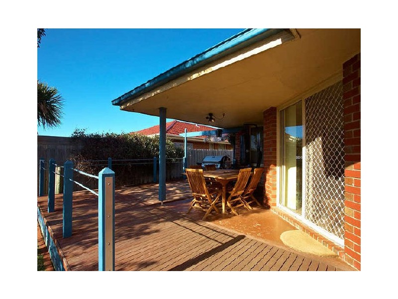 30 Brookville Avenue, Werribee VIC 3030