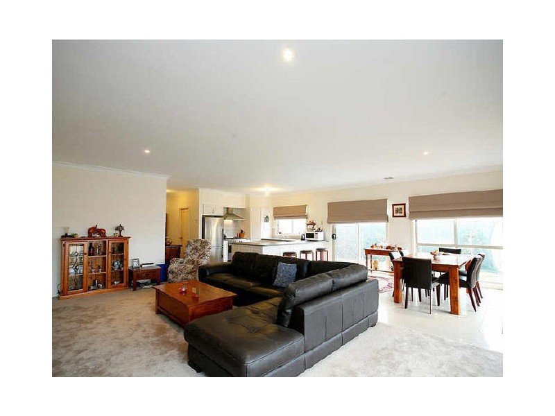 35 Egan Close, Werribee VIC 3030