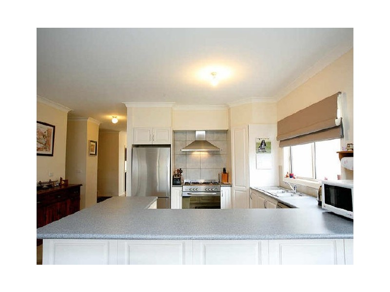 35 Egan Close, Werribee VIC 3030