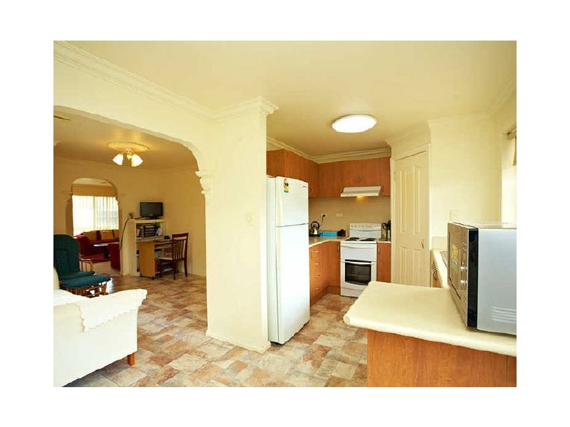 6 Lamb Grove, Hoppers Crossing VIC 3029