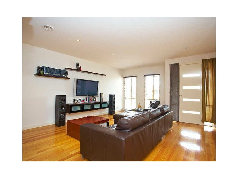 15 Hollows Circuit, Tarneit VIC 3029