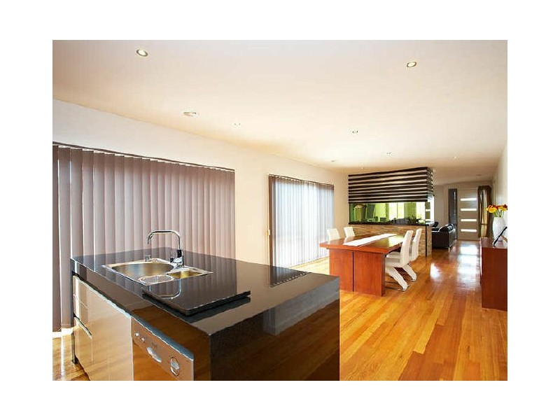 15 Hollows Circuit, Tarneit VIC 3029