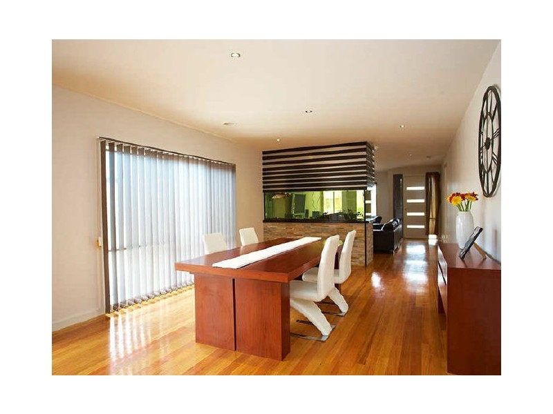 15 Hollows Circuit, Tarneit VIC 3029