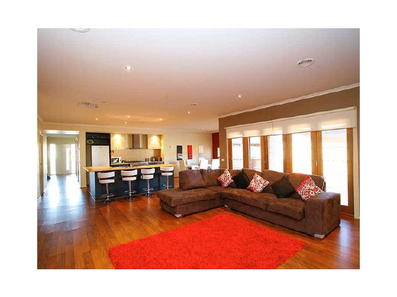 94 Rosegrange Boulevard, Tarneit VIC 3029