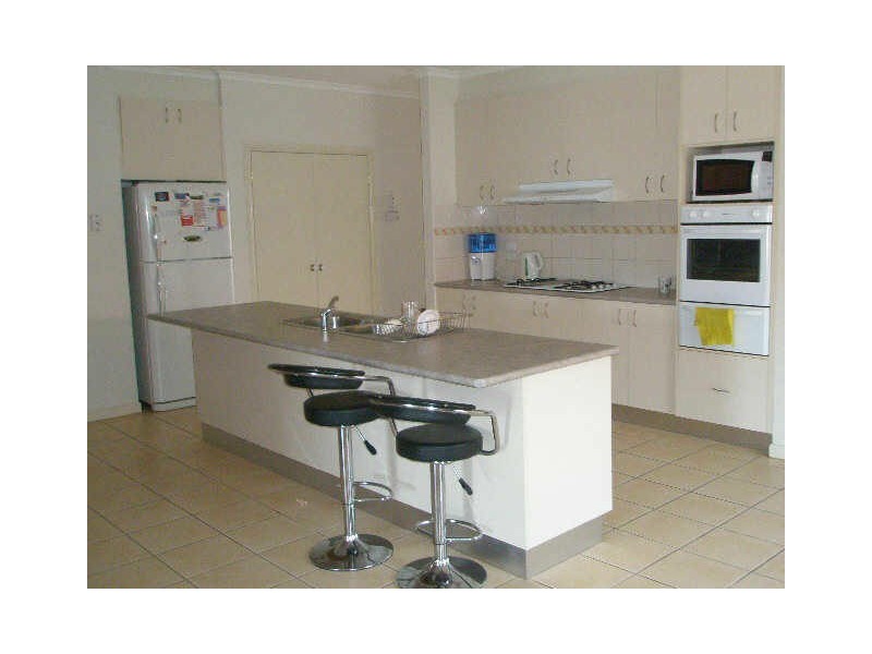 16 Boga Place, Wyndham Vale VIC 3024