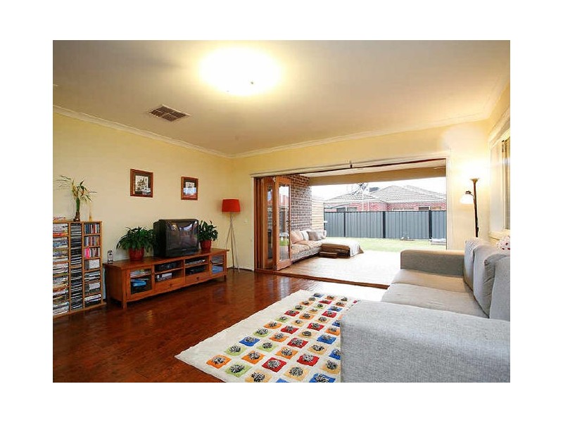 41 Niland Crescent, Point Cook VIC 3030