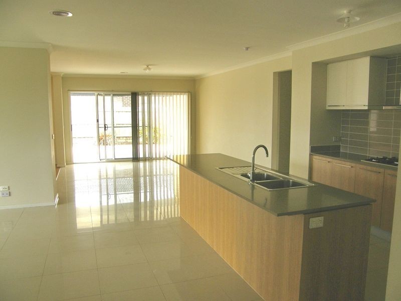 160 Rose Grange Boulevard, Tarneit VIC 3029