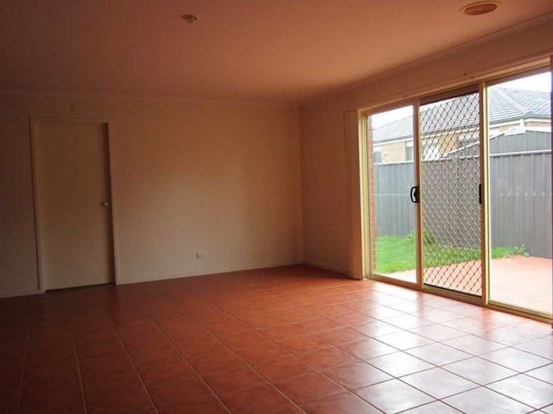 8 Yarra Gum Road, Wyndham Vale VIC 3024