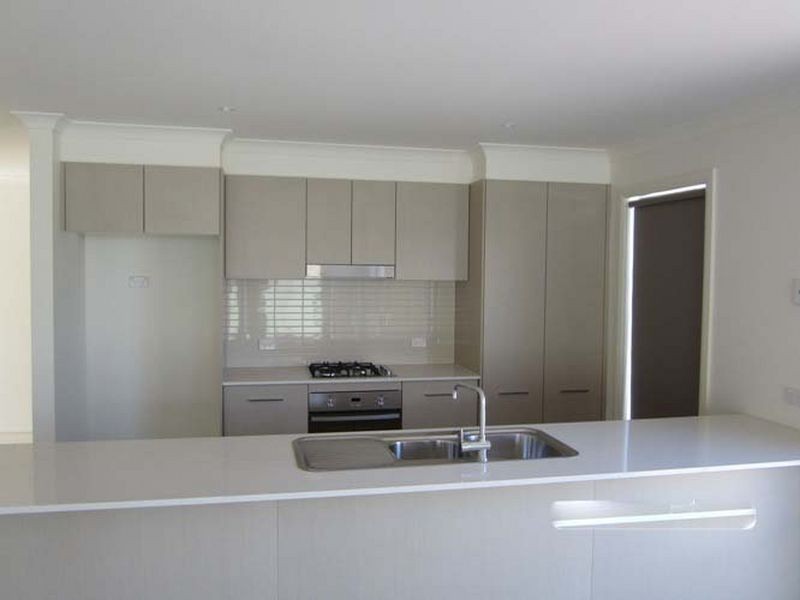 35 Ambleside Avenue, Wyndham Vale VIC 3024