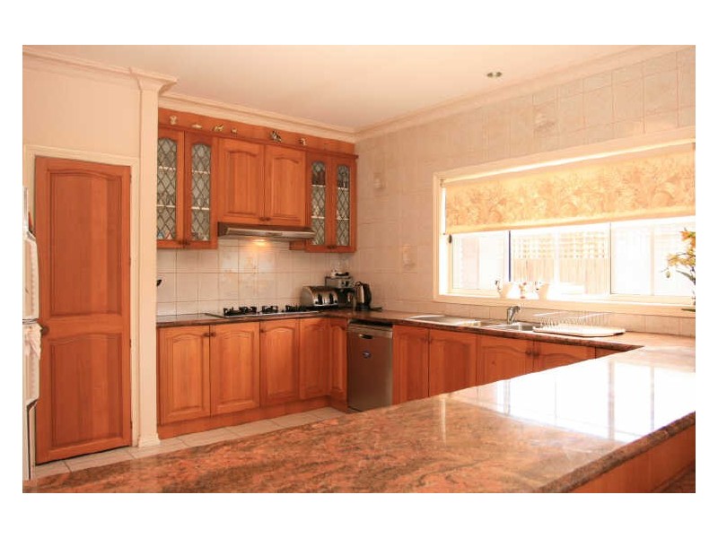 7 Bourke Cres, Hoppers Crossing VIC 3029