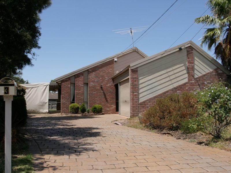 3 Paruna Place, Hoppers Crossing VIC 3029