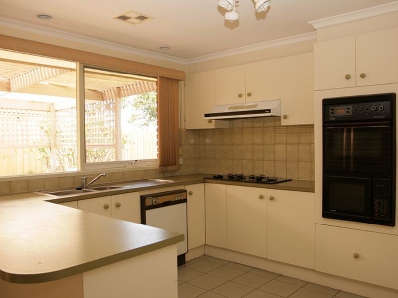 3 Paruna Place, Hoppers Crossing VIC 3029