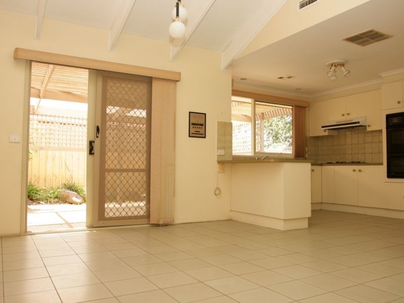 3 Paruna Place, Hoppers Crossing VIC 3029