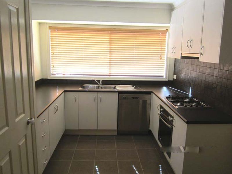 27 Hooker Road, Werribee VIC 3030