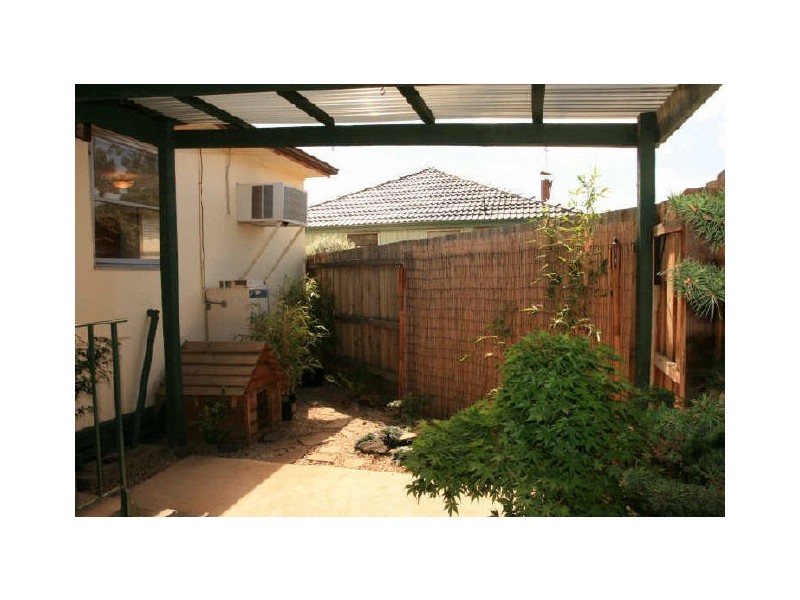 1/20 Centenary Cres, Werribee VIC 3030