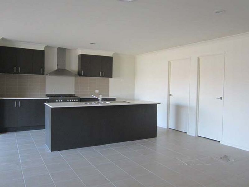 104 Rosella Avenue, Werribee VIC 3030