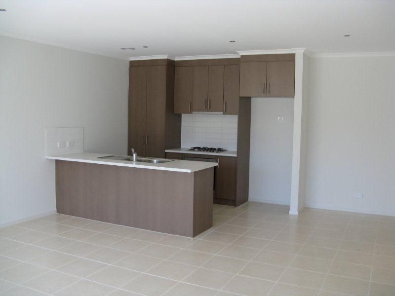 Unit 1, 90 Ballan Road, Werribee VIC 3030