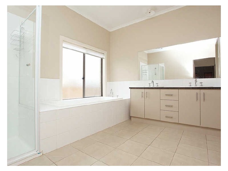 1 Serenity Way, Tarneit VIC 3029