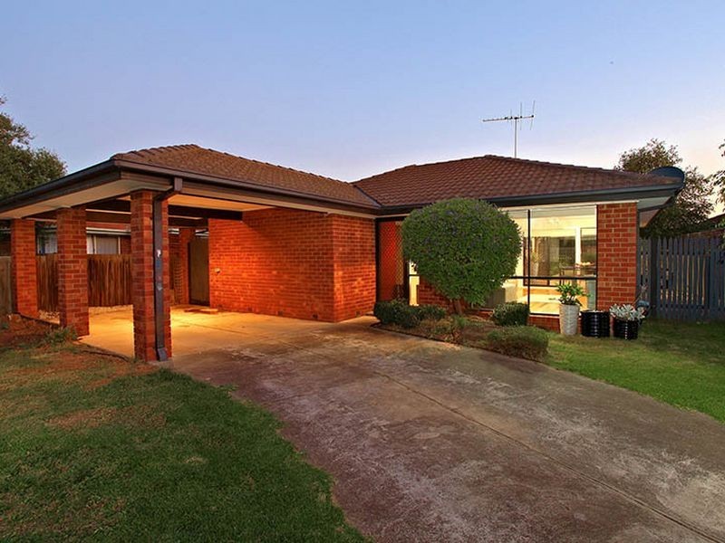 4 Macks Place, Hoppers Crossing VIC 3029