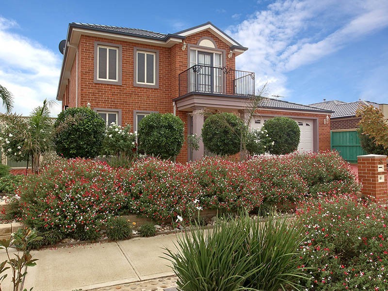8 Azure Drive, Tarneit VIC 3029