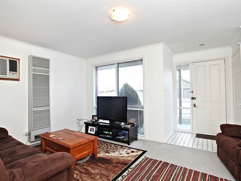 2-58 Thames Boulevard, Werribee VIC 3030
