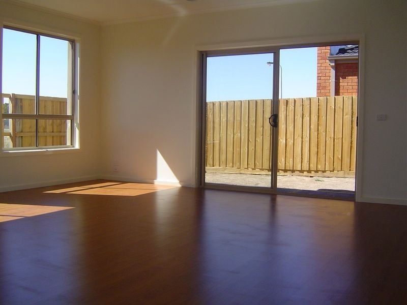 1/4 Georgia Crescent, Werribee VIC 3030