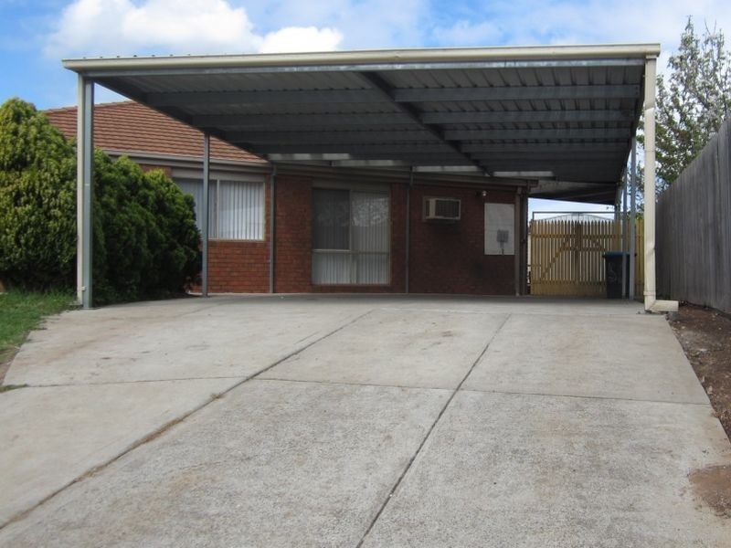 50 Maple Crescent, Hoppers Crossing VIC 3029